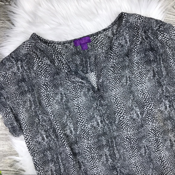 Hale Bob Short Sleeve Semi Sheer Animal Print Top - Picture 2 of 6